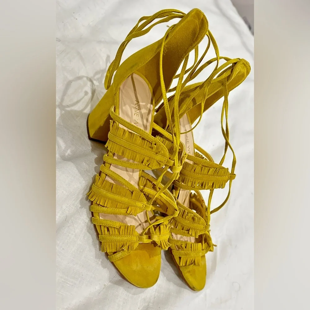 Nine West strappy heels - Picture 1 of 5